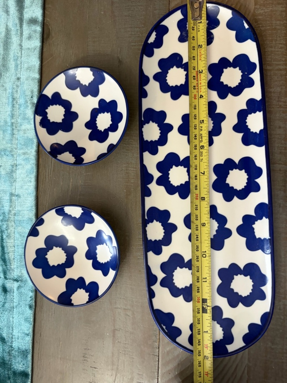 Blue Floral Ceramic Serving Platter with Two Matching Dipping Bowls - Picture 4 of 4